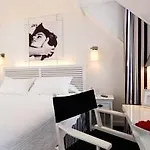 Hotel Petit Madeleine