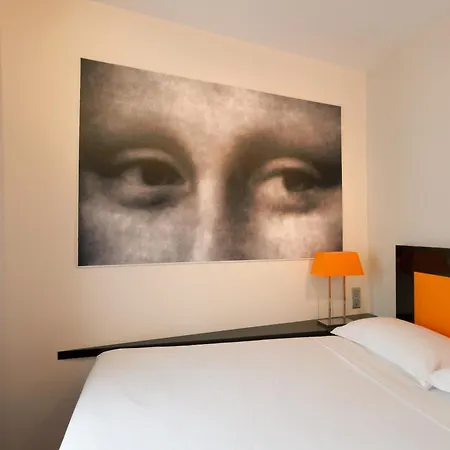 Hotel Petit Madeleine 3*