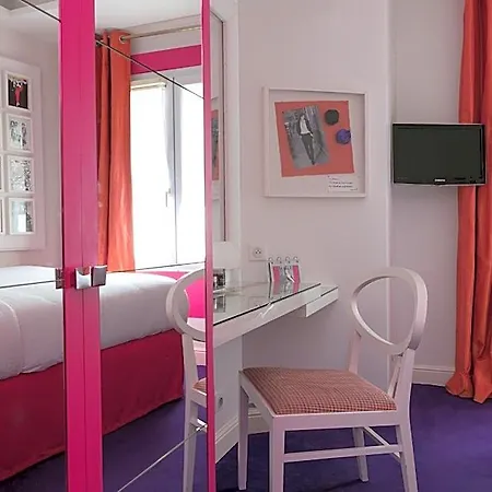 Hotel Petit Madeleine 3*