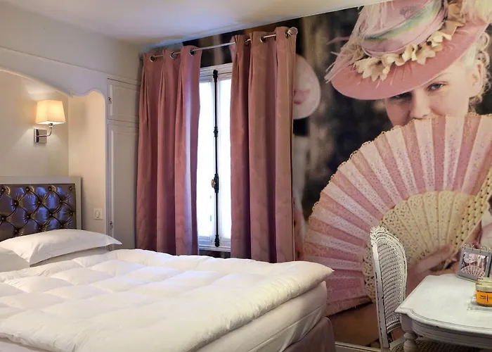 小马德琳酒店 酒店