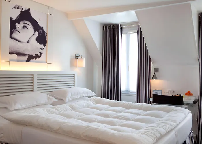 小马德琳酒店 酒店 3*