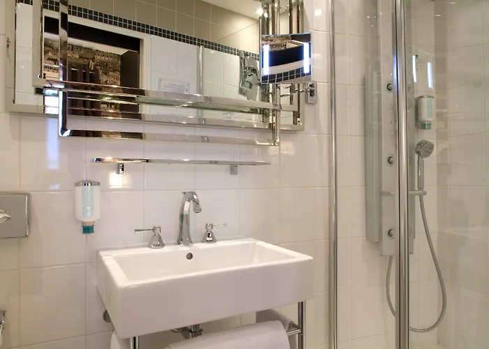 酒店 小马德琳酒店 3*