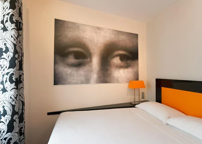 Hotel Petit Madeleine 3*